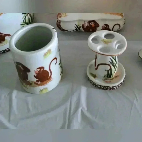 Decorative bathroom  PORCELAIN SET ARTSY VINTAGE AMITA - Picture 2 of 2